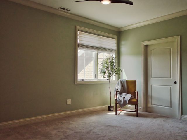 450 Lowe Branch Rd, Centerville, TN 37033