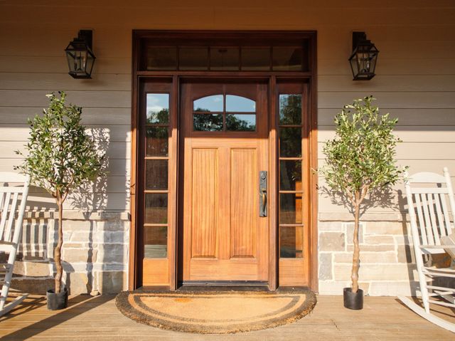 450 Lowe Branch Rd, Centerville, TN 37033