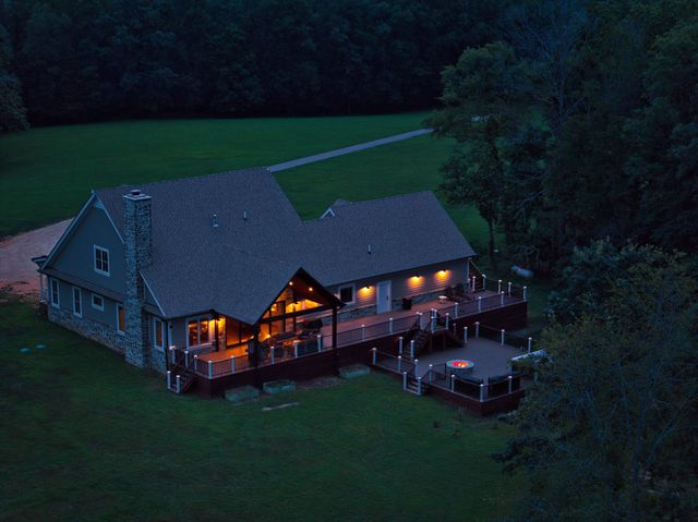 450 Lowe Branch Rd, Centerville, TN 37033