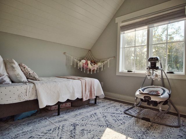 450 Lowe Branch Rd, Centerville, TN 37033