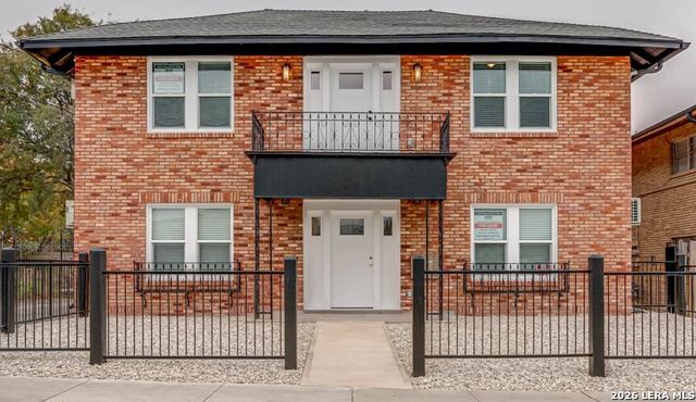 316 W Cypress St, San Antonio, TX 78212