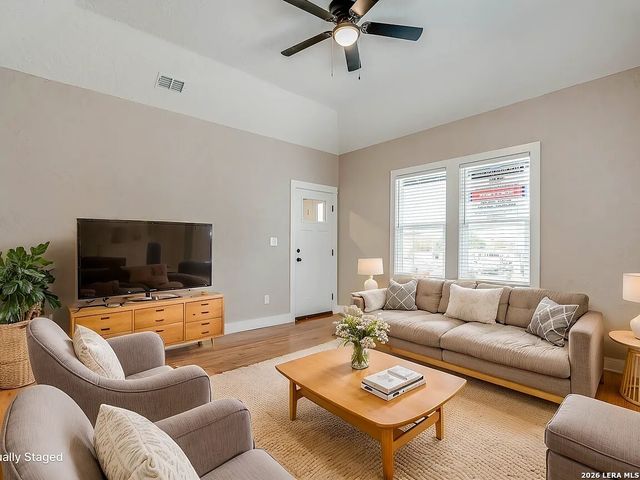 316 W Cypress St, San Antonio, TX 78212