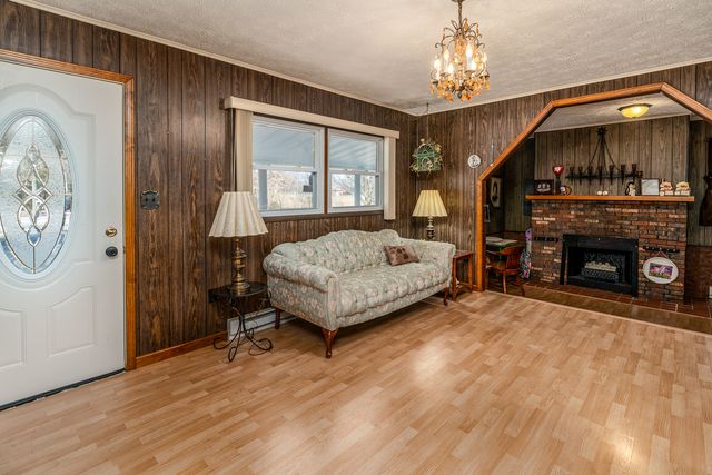 12754 Pease Road, Marion, IL 62959