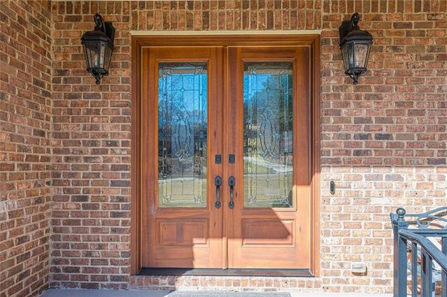 8515 Glen Lake Drive, Cumming, GA 30028