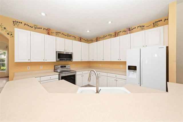 483 WEKIVA PRESERVE DRIVE, Apopka, FL 32712