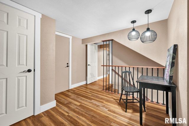 303 S HOLLYBROOK Drive, Chillicothe, IL 61523