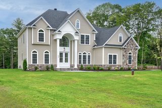 96 Crosby Road, Glastonbury, CT 06033