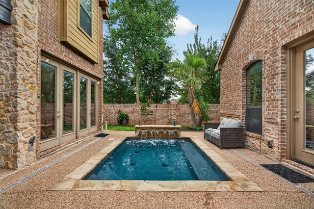 3801 Park Manor Court, Arlington, TX 76017