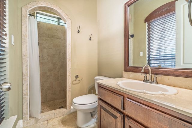 3801 Park Manor Court, Arlington, TX 76017