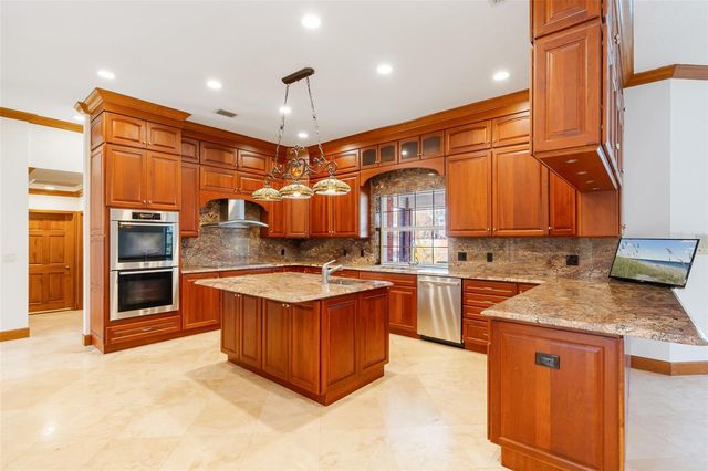 8133 OAKLAND PLACE, Orlando, FL 32819