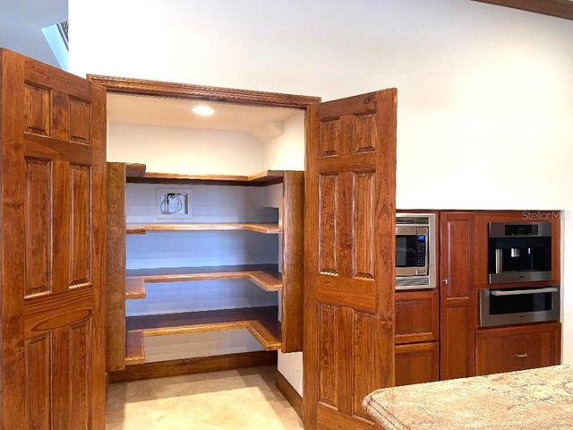 8133 OAKLAND PLACE, Orlando, FL 32819