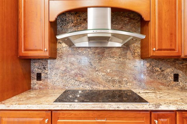 8133 OAKLAND PLACE, Orlando, FL 32819