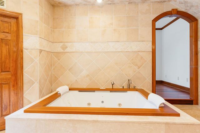 8133 OAKLAND PLACE, Orlando, FL 32819