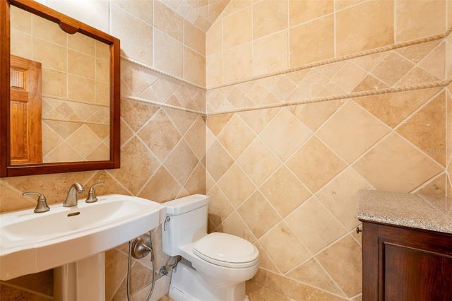 8133 OAKLAND PLACE, Orlando, FL 32819