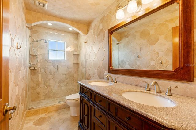 8133 OAKLAND PLACE, Orlando, FL 32819