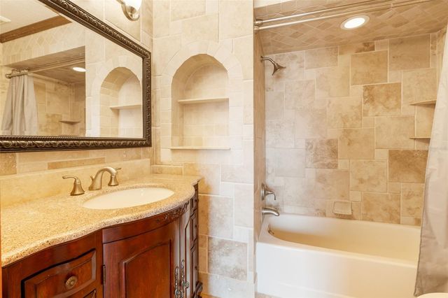 8133 OAKLAND PLACE, Orlando, FL 32819