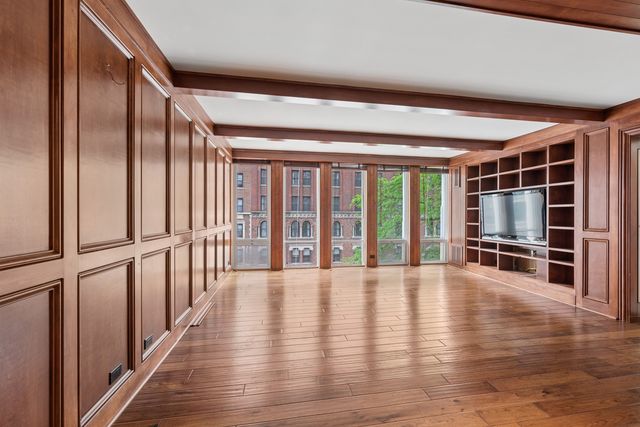 200 E Delaware Place 4DE, Chicago, IL 60611