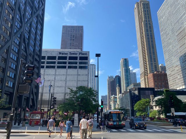200 E Delaware Place 4DE, Chicago, IL 60611