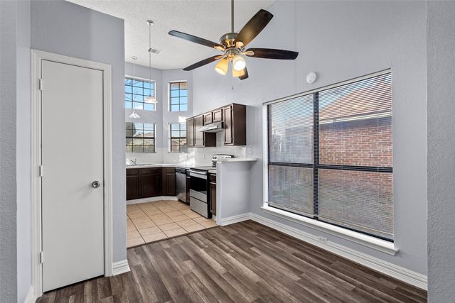 2540 Winter Oak Street, Dallas, TX 75227