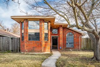 2540 Winter Oak Street, Dallas, TX 75227