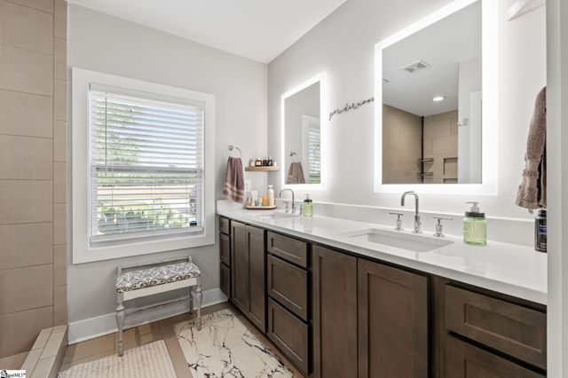 10 Walker Road, Piedmont, SC 29673