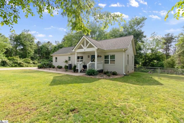 10 Walker Road, Piedmont, SC 29673