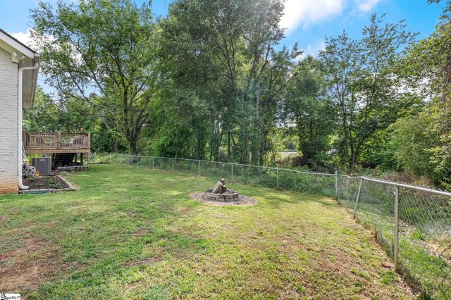 10 Walker Road, Piedmont, SC 29673