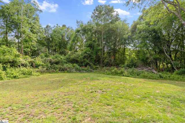 10 Walker Road, Piedmont, SC 29673