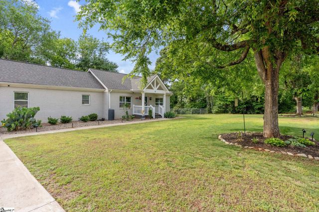 10 Walker Road, Piedmont, SC 29673