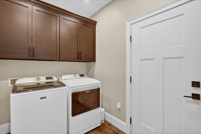 53736 Terre Verde Hills Court, South Bend, IN 46628