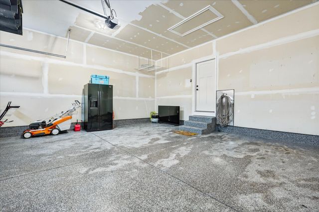 53736 Terre Verde Hills Court, South Bend, IN 46628