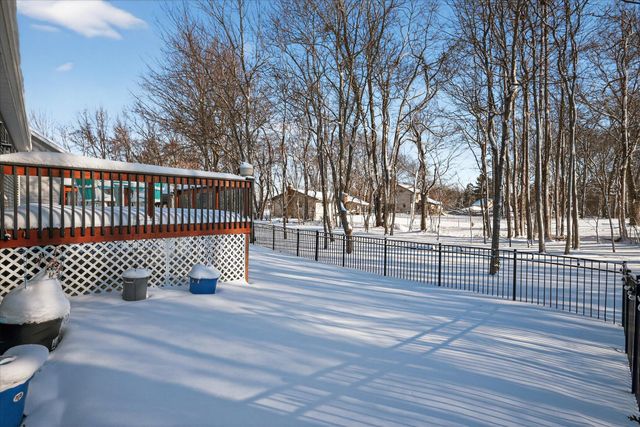 53736 Terre Verde Hills Court, South Bend, IN 46628