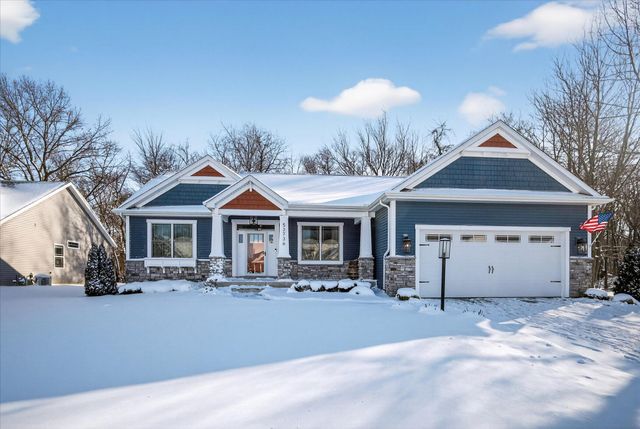 53736 Terre Verde Hills Court, South Bend, IN 46628