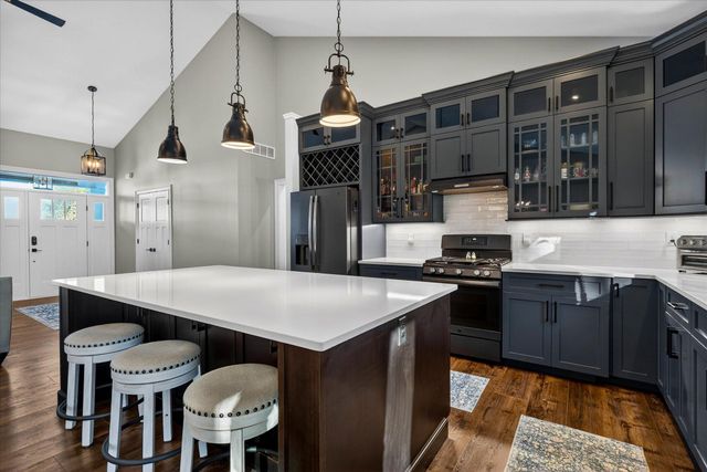 53736 Terre Verde Hills Court, South Bend, IN 46628