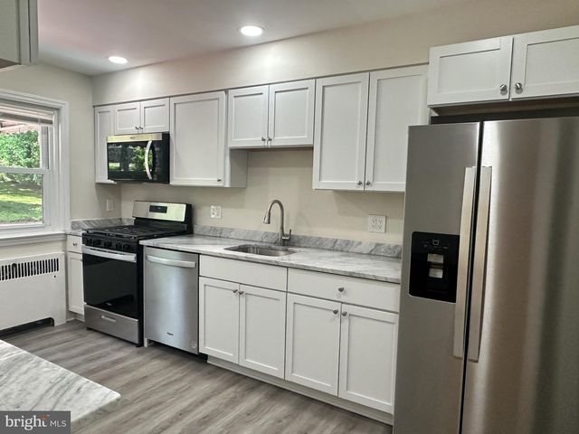 2919 N BROOM ST, Wilmington, DE 19802