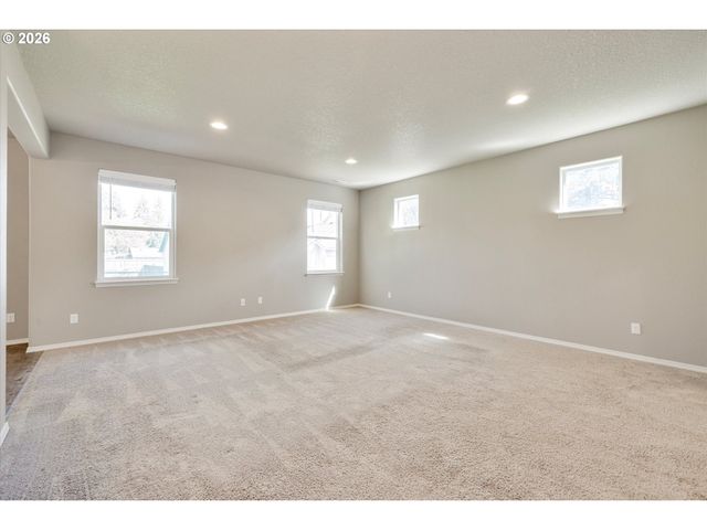 1631 22ND Ave, Forest Grove, OR 97116