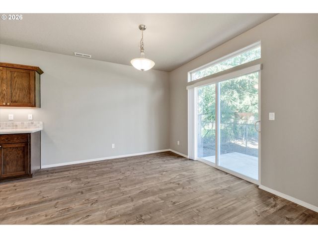 1631 22ND Ave, Forest Grove, OR 97116