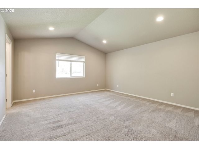 1631 22ND Ave, Forest Grove, OR 97116