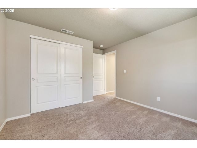 1631 22ND Ave, Forest Grove, OR 97116