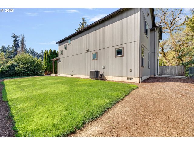 1631 22ND Ave, Forest Grove, OR 97116