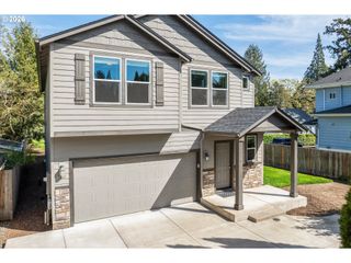 1631 22ND Ave, Forest Grove, OR 97116
