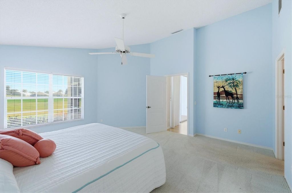 Image 18 of property listing at 1611 SLATE COURT, Venice, FL 34292