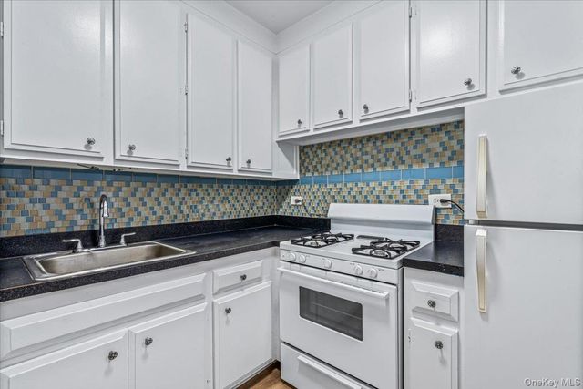 85-15 Main Street 12S, Briarwood, NY 11435