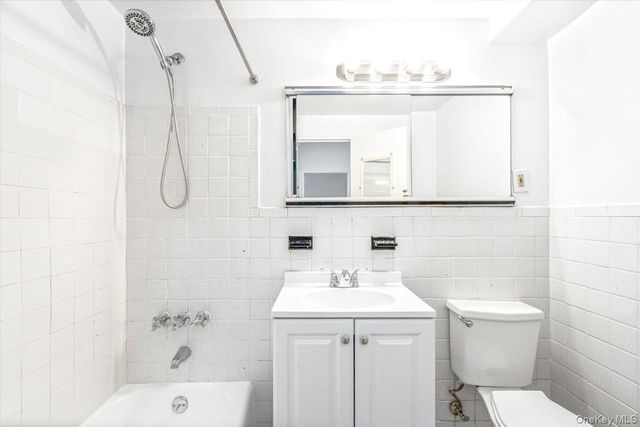 85-15 Main Street 12S, Briarwood, NY 11435