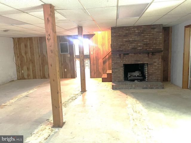 303 MONROE ST, Montross, VA 22520