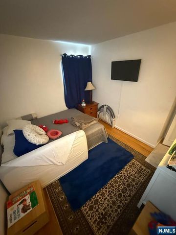 690 Cypress Street, New Milford, NJ 07646