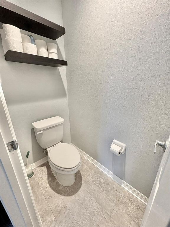 Image 13 of property listing at 5311 WHITE EGRET LANE, Lakeland, FL 33811