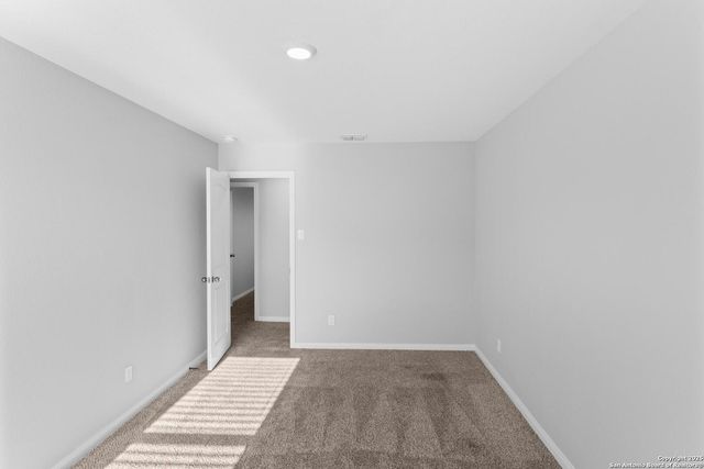 9303 Aniston Blf, Converse, TX 78109