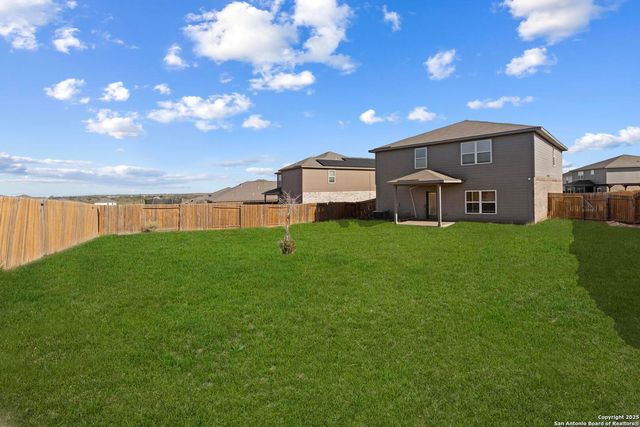 9303 Aniston Blf, Converse, TX 78109