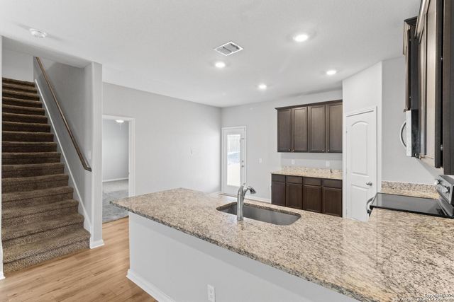 9303 Aniston Blf, Converse, TX 78109